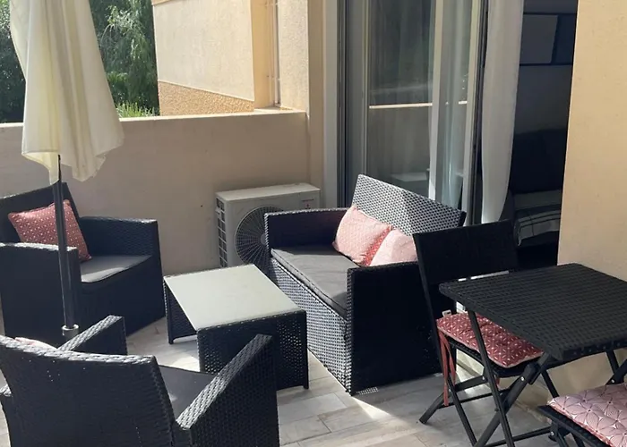 Studio Coin Nuit Terrasse Parking Clim