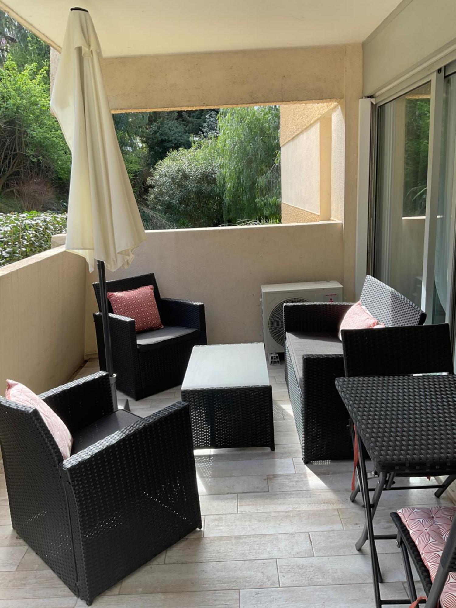 Apartamento Coin Nuit Terrasse Parking Clim